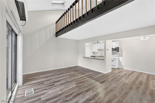 1460 Cedarwood Drive 23G, Westlake, OH 44145