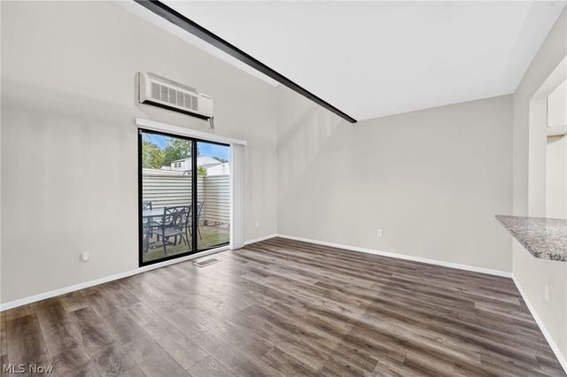 1460 Cedarwood Drive 23G, Westlake, OH 44145