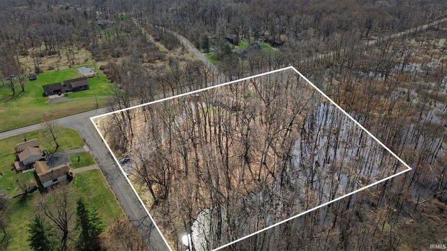 60979 Myrtle Road, South Bend, IN 46614