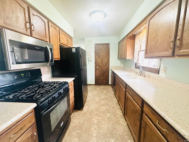 60979 Myrtle Road, South Bend, IN 46614