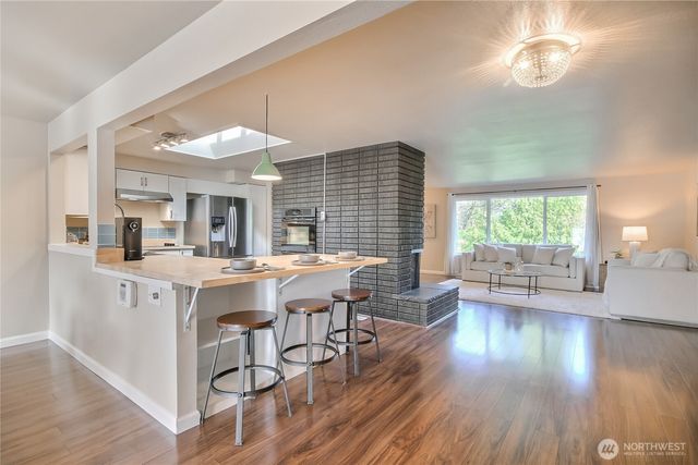 31451 7th PL SW, Federal Way, WA 98023