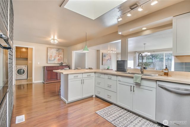 31451 7th PL SW, Federal Way, WA 98023