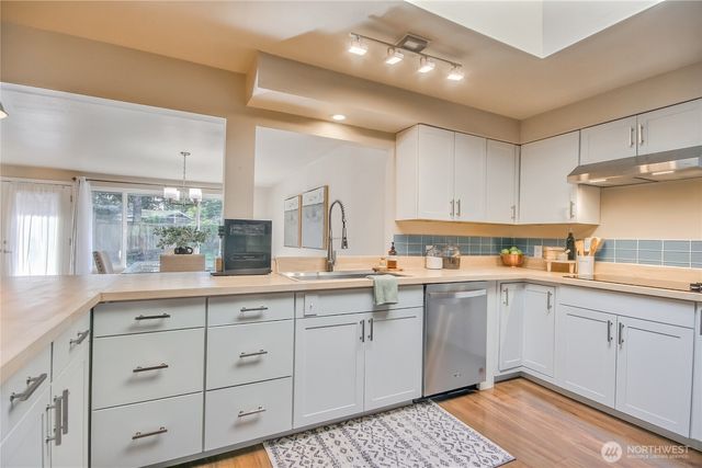 31451 7th PL SW, Federal Way, WA 98023