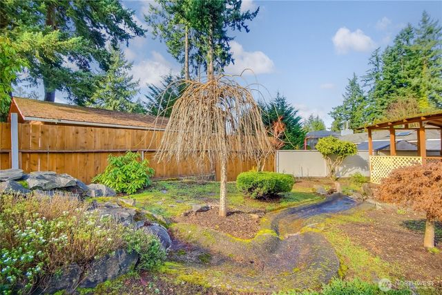 31451 7th PL SW, Federal Way, WA 98023