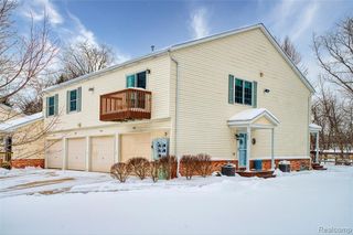 722 Griswold Street 8, Howell, MI 48843