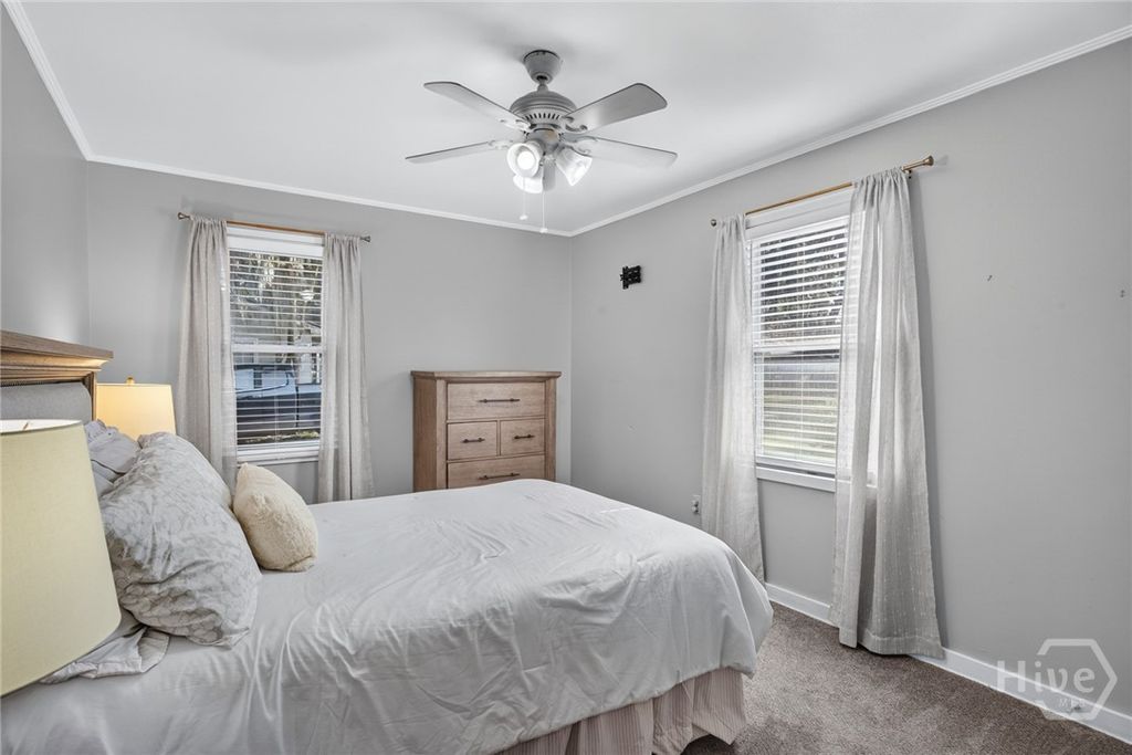 Image 16 of property listing at 5 Lansing Avenue, Savannah, GA 31406