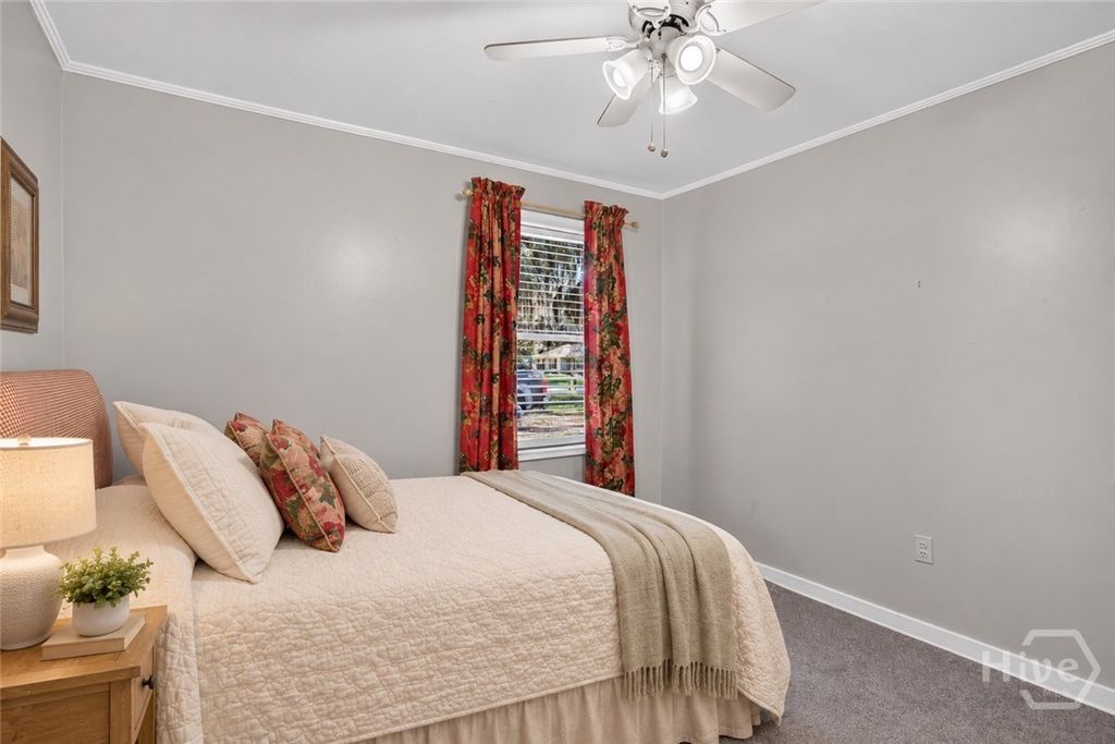 Image 19 of property listing at 5 Lansing Avenue, Savannah, GA 31406
