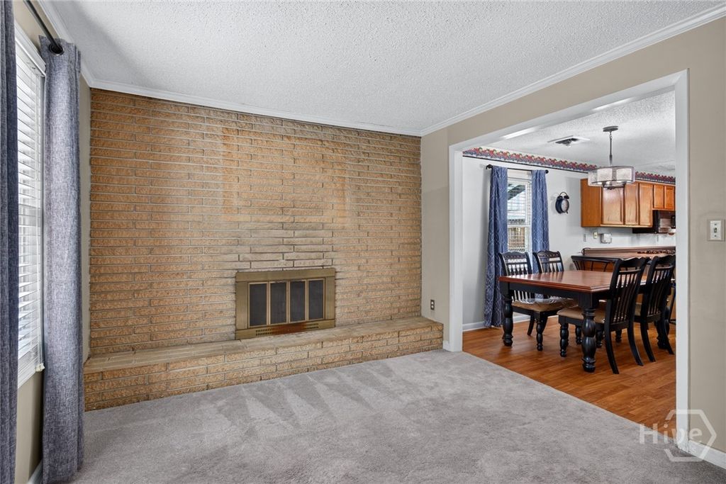 Image 29 of property listing at 5 Lansing Avenue, Savannah, GA 31406