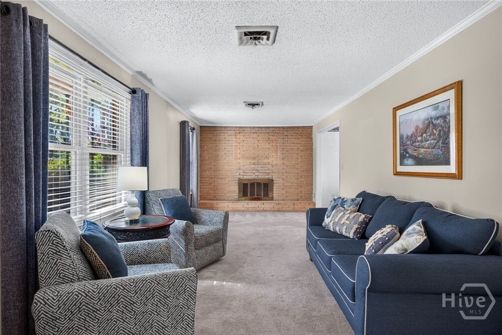 Image 30 of property listing at 5 Lansing Avenue, Savannah, GA 31406