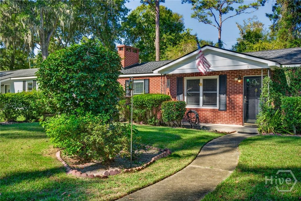 Image 35 of property listing at 5 Lansing Avenue, Savannah, GA 31406