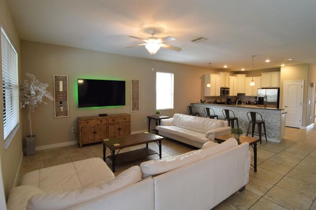 1402 MOON VALLEY DRIVE, Davenport, FL 33896