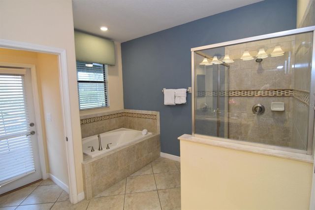 1402 MOON VALLEY DRIVE, Davenport, FL 33896