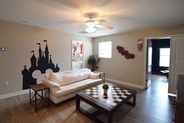 1402 MOON VALLEY DRIVE, Davenport, FL 33896