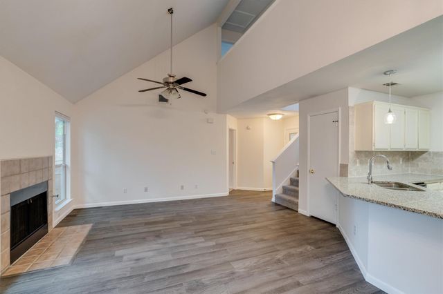 13030 Staton DR, Austin, TX 78727