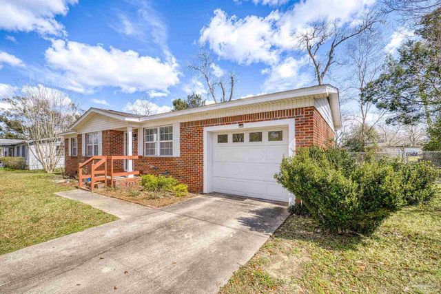 3844 Stefani Rd, Cantonment, FL 32533