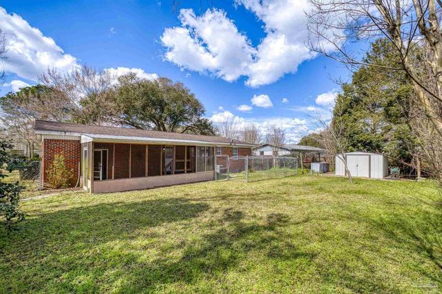 3844 Stefani Rd, Cantonment, FL 32533