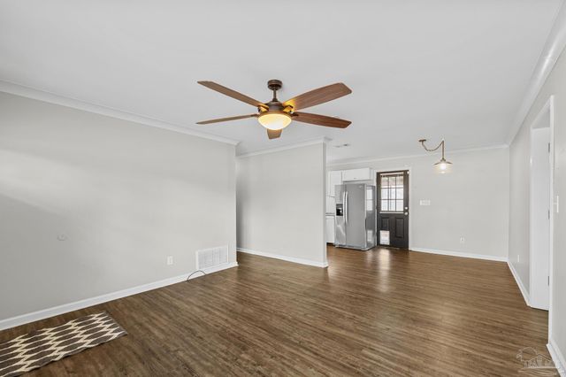 3844 Stefani Rd, Cantonment, FL 32533