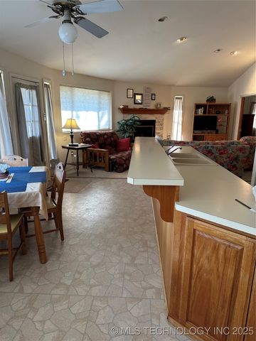 32340 S Skyline Drive, Cookson, OK 74427