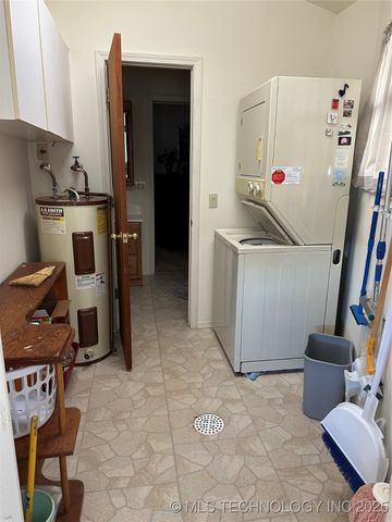 32340 S Skyline Drive, Cookson, OK 74427