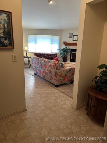 32340 S Skyline Drive, Cookson, OK 74427