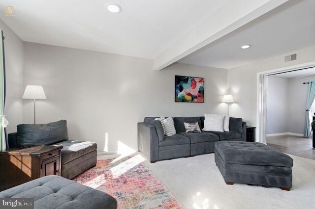 1032-B MARGATE CT, Sterling, VA 20164