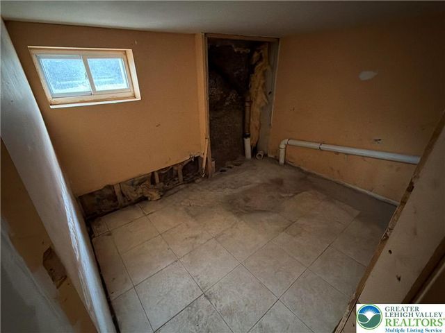 968 West Tilghman Street, Allentown City, PA 18102