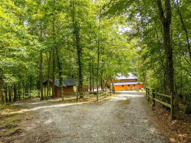 28 Wood Lane, Blue Ridge, GA 30513