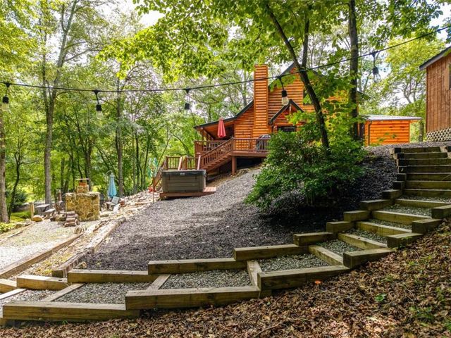 28 Wood Lane, Blue Ridge, GA 30513