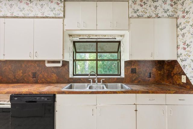 1487 Middleton Road, Mart, TX 76664