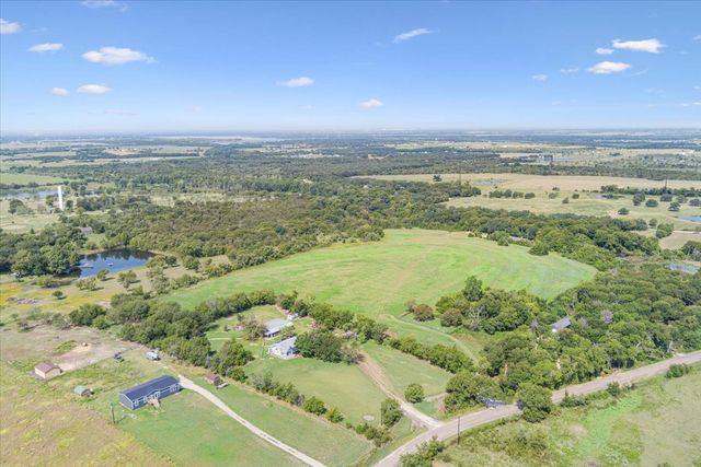 1487 Middleton Road, Mart, TX 76664