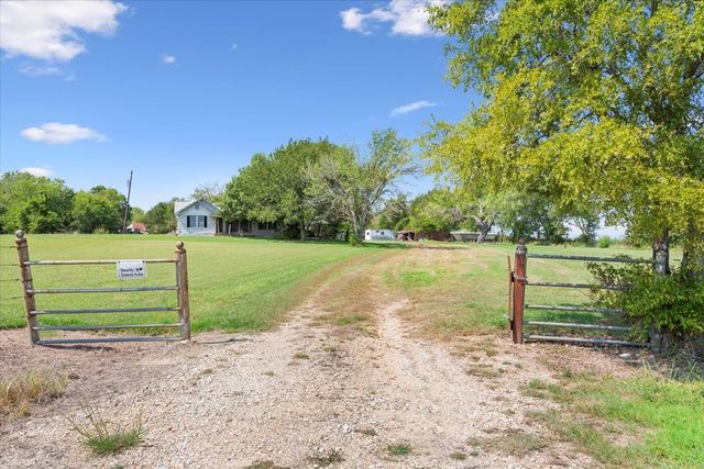 1487 Middleton Road, Mart, TX 76664