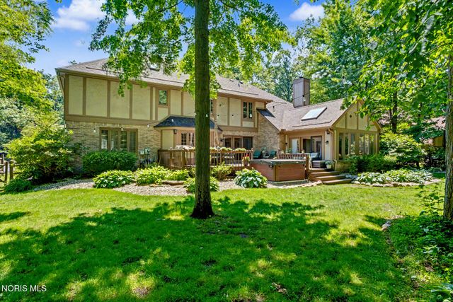 4828 High Oaks Boulevard, Toledo, OH 43623