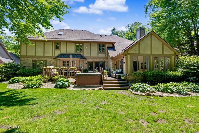 4828 High Oaks Boulevard, Toledo, OH 43623