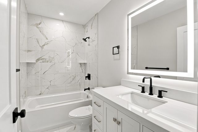 14 Maple, Amesbury, MA 01913