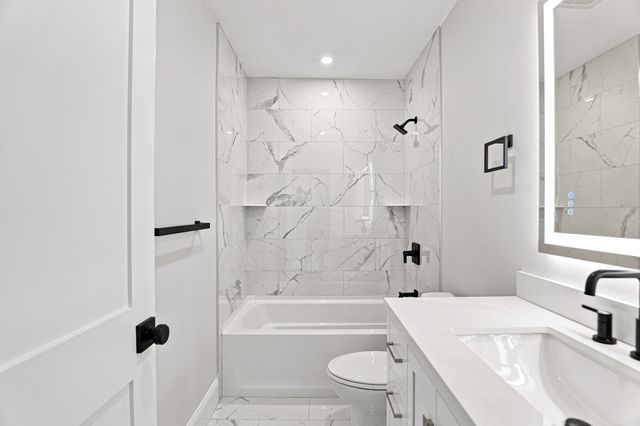 14 Maple, Amesbury, MA 01913