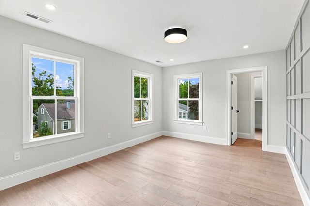 14 Maple, Amesbury, MA 01913