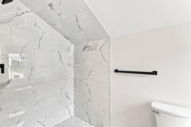 14 Maple, Amesbury, MA 01913