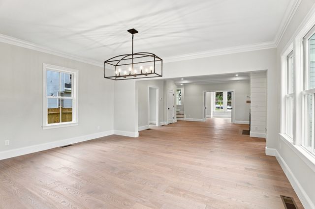 14 Maple, Amesbury, MA 01913