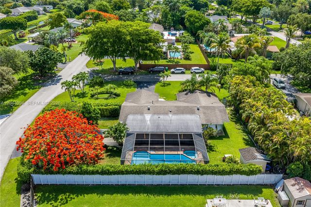18250 SW 88th Place, Palmetto Bay, FL 33157