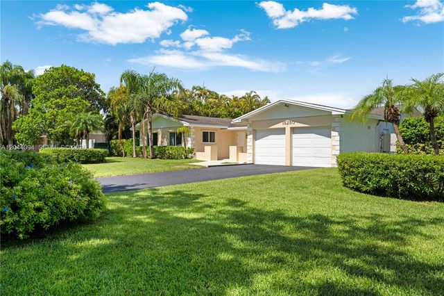 18250 SW 88th Place, Palmetto Bay, FL 33157