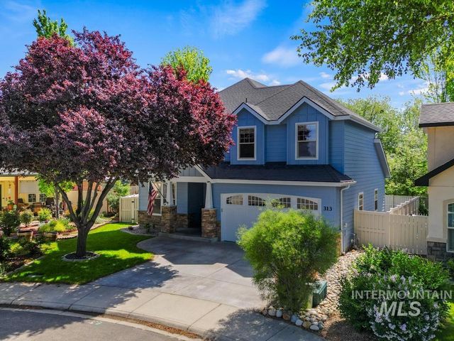 313 E Ryegate Dr, Meridian, ID 83646