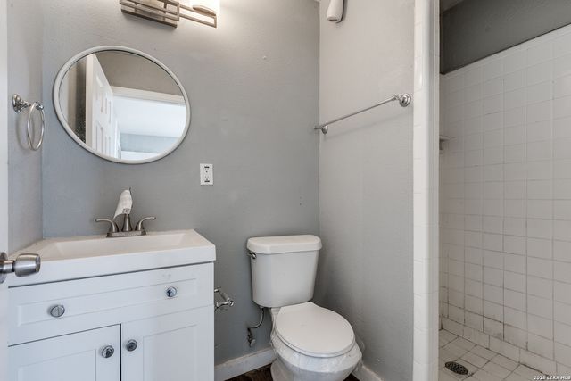 5647 Middlefield, San Antonio, TX 78242