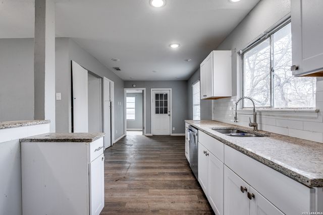 5647 Middlefield, San Antonio, TX 78242