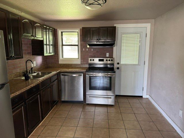913 Jameson Street, Weatherford, TX 76086