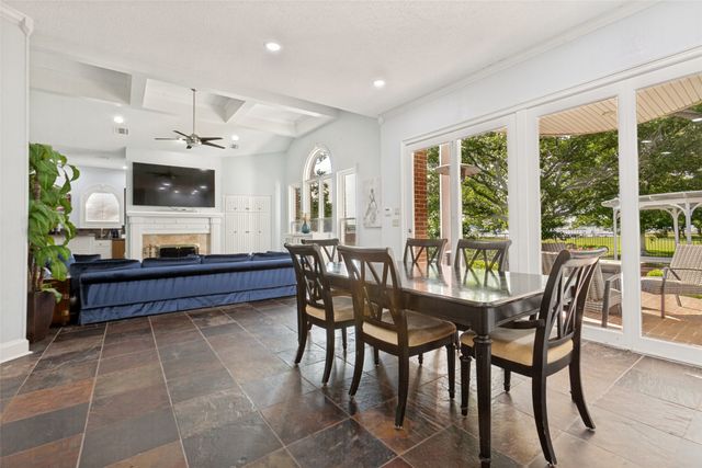 32 Victoria Drive, Rowlett, TX 75088