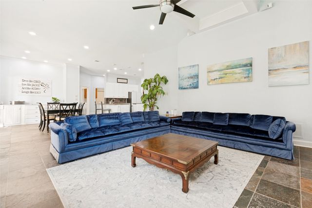 32 Victoria Drive, Rowlett, TX 75088