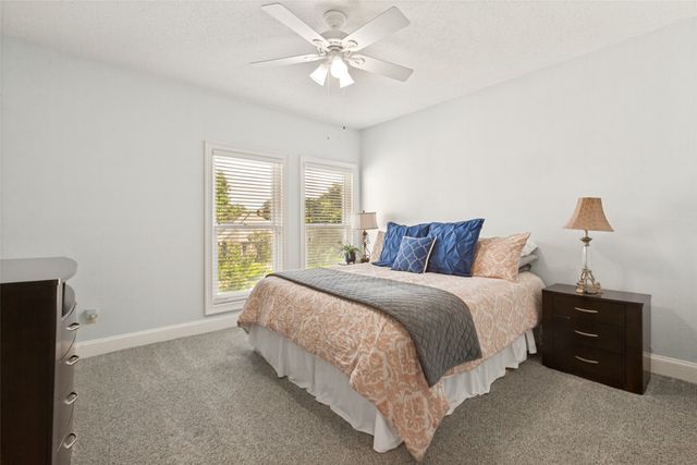 32 Victoria Drive, Rowlett, TX 75088