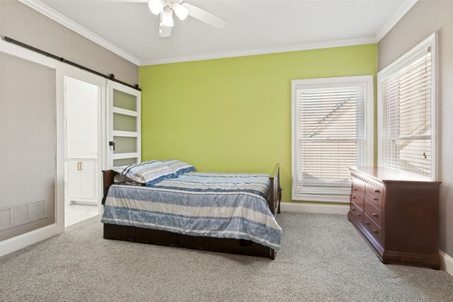 32 Victoria Drive, Rowlett, TX 75088