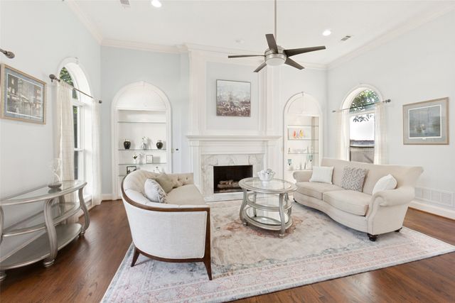 32 Victoria Drive, Rowlett, TX 75088