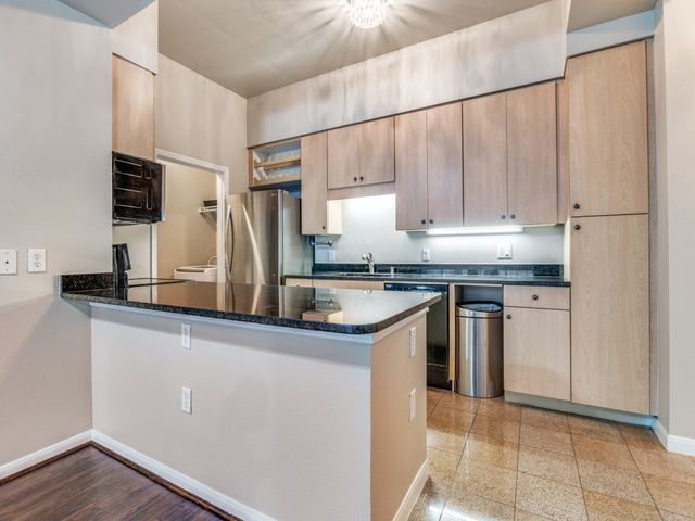 3225 Turtle Creek Boulevard 42, Dallas, TX 75219